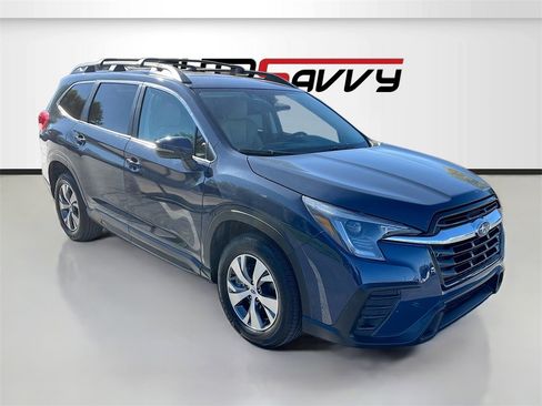 Used 2023 Subaru Ascent Premium w/ Convenience Package image 1