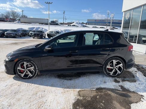 Certified 2025 Volkswagen GTI SE image 4