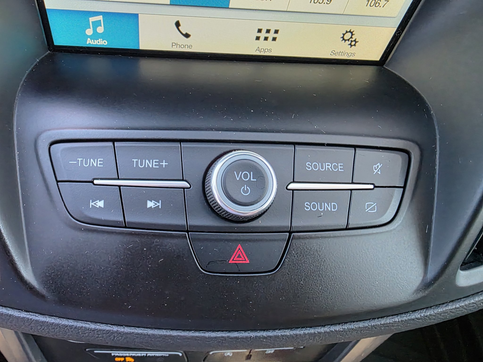 Used 2019 Ford Escape SE FWD image 26