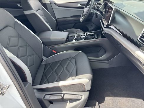 New 2026 Volkswagen Atlas Peak Edition AWD/4WD image 8