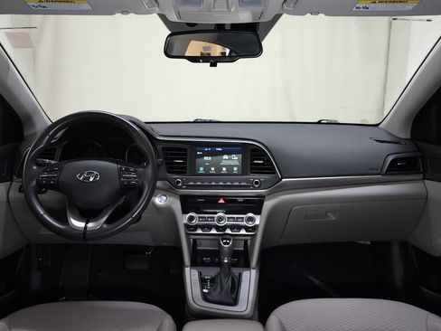 Used 2020 Hyundai Elantra Value Edition w/ Cargo Package (C1) FWD image 26