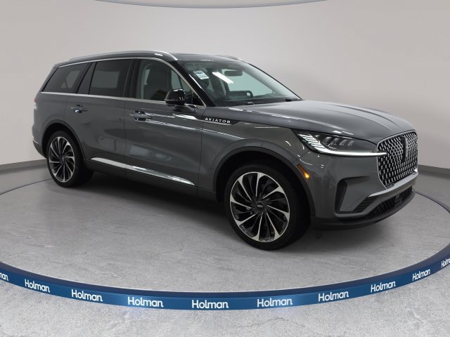 New 2027 Lincoln Aviator Reserve AWD/4WD image 3