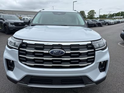 New 2026 Ford Explorer Active w/ Active Comfort Package
