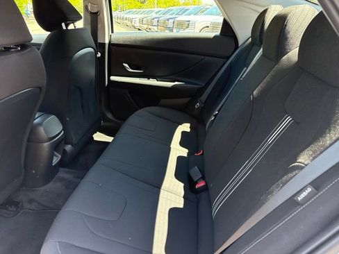 Certified 2024 Hyundai Elantra SEL FWD image 20