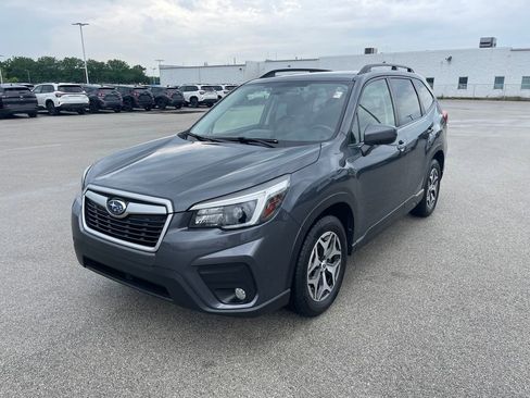 Used 2021 Subaru Forester Premium w/ Popular Package #1 AWD/4WD image 1