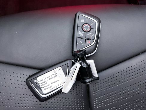 Used 2022 Chevrolet Corvette Stingray Premium Conv w/ Battery Protection Package image 39