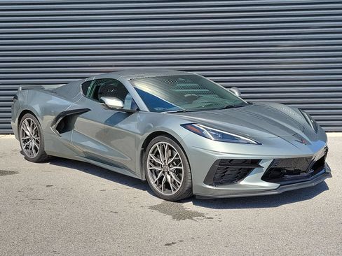 Used 2024 Chevrolet Corvette Stingray Preferred Cpe w/ Z51 Performance Package RWD image 9