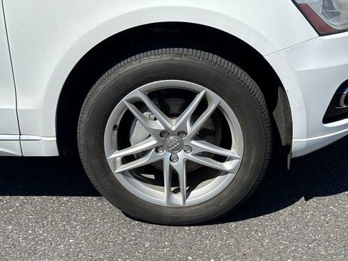 Used 2015 Audi Q5 2.0T Premium Plus AWD/4WD image 11