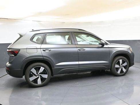 Used 2025 Volkswagen Taos S AWD/4WD image 6