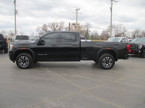 Used 2021 GMC Sierra 2500 AT4 w/ AT4 Premium Plus Package image 9