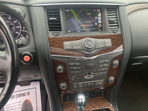 Used 2020 Nissan Armada SL w/ Premium Package image 17