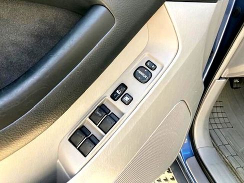 Used 2003 Toyota 4Runner SR5 image 10