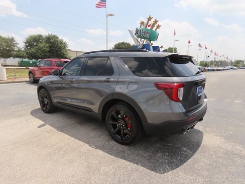 Certified 2023 Ford Explorer ST w/ Equipment Group 401A AWD/4WD image 15