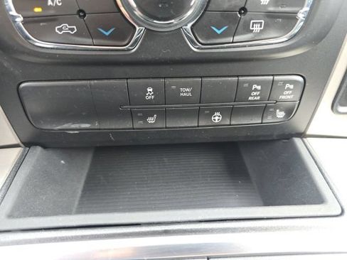 Used 2017 RAM 1500 Big Horn AWD/4WD image 16