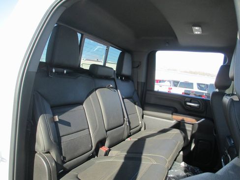 Used 2021 GMC Sierra 2500 Denali w/ Denali Ultimate Package image 24