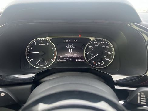 Used 2022 Nissan Pathfinder S image 18