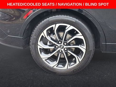 Used 2024 Lincoln Nautilus Reserve w/ Equipment Group 202A image 27