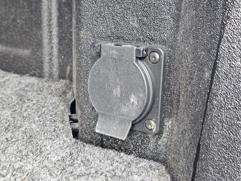 Used 2024 Chevrolet Silverado 1500 Custom Trail Boss w/ Dark Appearance Package image 13