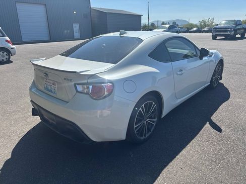 Used 2015 Subaru BRZ Limited w/ Popular Package #1B RWD image 3