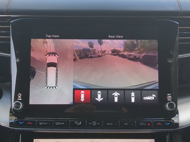 Used 2022 Jeep Grand Wagoneer Series III w/ Rear Seat Video Group 1 AWD/4WD image 26