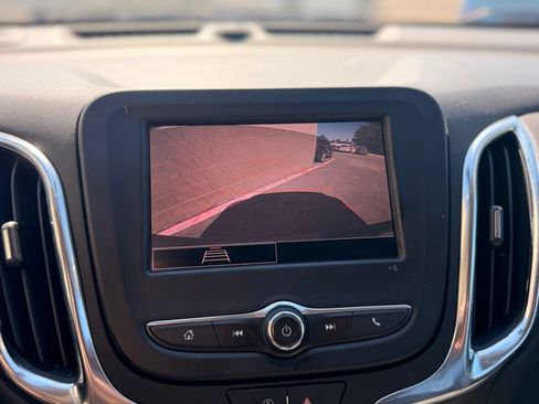 Used 2023 Chevrolet Equinox LT AWD/4WD image 16