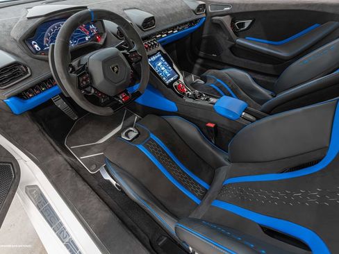 Used 2024 Lamborghini Huracan Tecnica RWD image 39