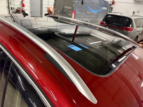 Used 2013 Volkswagen Tiguan SEL image 8