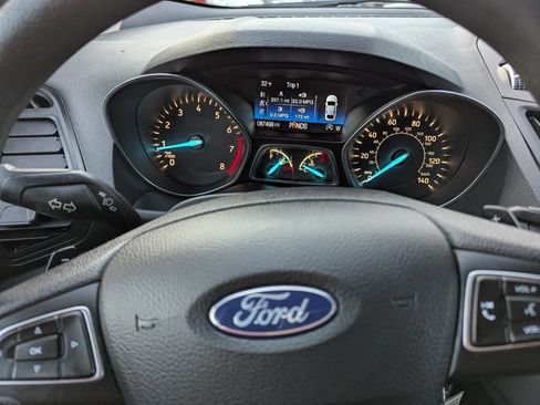 Used 2017 Ford Escape SE w/ SE Cold Weather Package image 33
