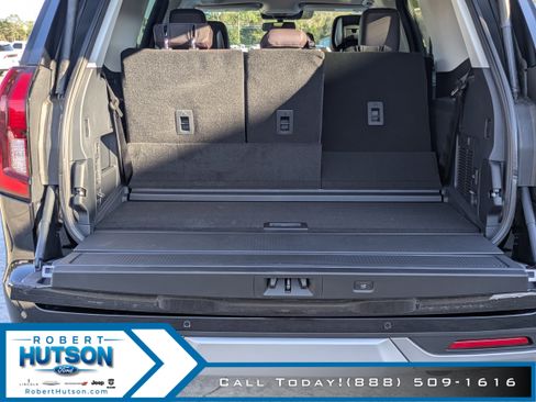 New 2026 Ford Expedition Platinum w/ Platinum Ultimate Package image 12