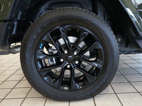 Used 2023 Jeep Wrangler Unlimited Sahara w/ Dual Top Group AWD/4WD image 61