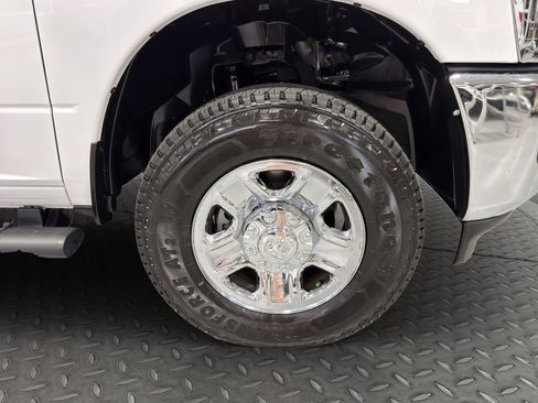 Used 2025 RAM 2500 Tradesman image 15