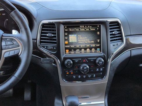 Used 2016 Jeep Grand Cherokee Overland AWD/4WD image 17
