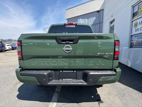 Used 2023 Nissan Frontier SV w/ SV Convenience Package AWD/4WD image 4