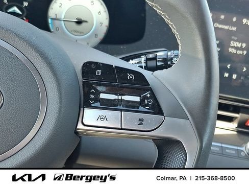 Used 2023 Hyundai Elantra SEL w/ Convenience Package FWD image 24