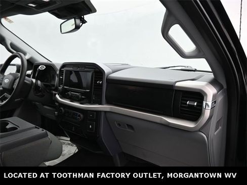 Used 2023 Ford F150 XLT w/ Trailer Tow Package image 8