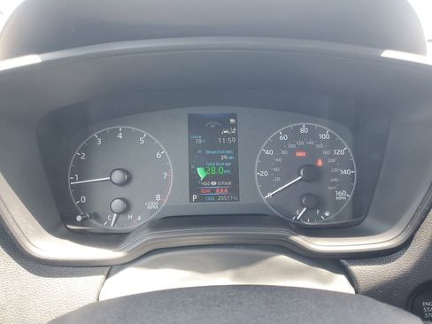 Used 2024 Toyota Corolla Cross LE FWD image 22