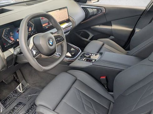 Used 2025 BMW X3 xDrive30i w/ Premium Package image 3