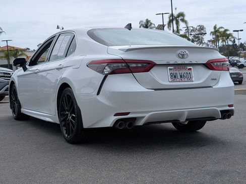 Used 2021 Toyota Camry XSE FWD image 12