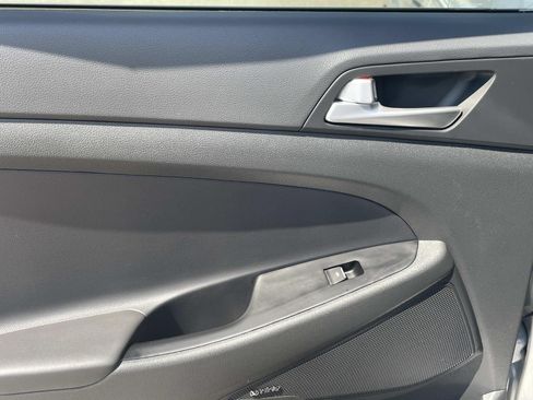 Used 2019 Hyundai Tucson Limited FWD image 9