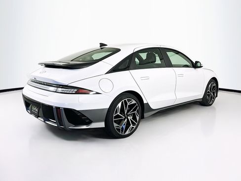 Used 2024 Hyundai Ioniq 6 SEL RWD image 9