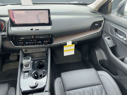 New 2026 Nissan Rogue Platinum w/ Platinum Premium Package image 29