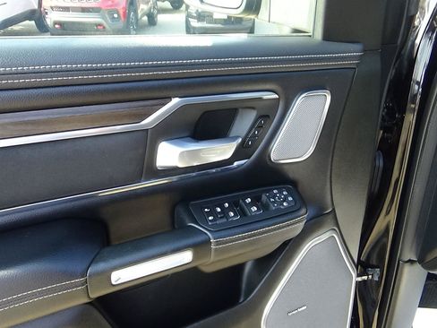 Used 2025 RAM 1500 Laramie w/ Night Edition AWD/4WD image 17