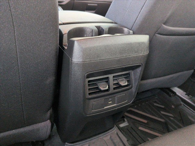 Used 2024 Chevrolet Colorado LT RWD image 25