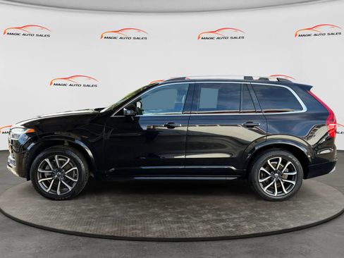 Used 2018 Volvo XC90 T5 Momentum w/ Convenience Package AWD/4WD image 7
