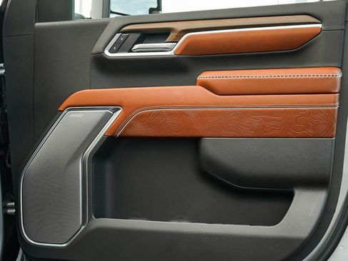 New 2026 GMC Sierra 3500 Denali Ultimate AWD/4WD image 8