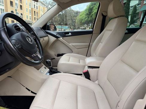 Used 2014 Volkswagen Tiguan SEL AWD/4WD image 49