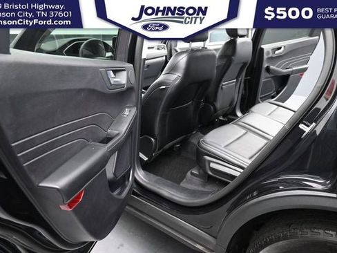 Used 2022 Ford Escape SEL w/ Technology Package AWD/4WD image 17