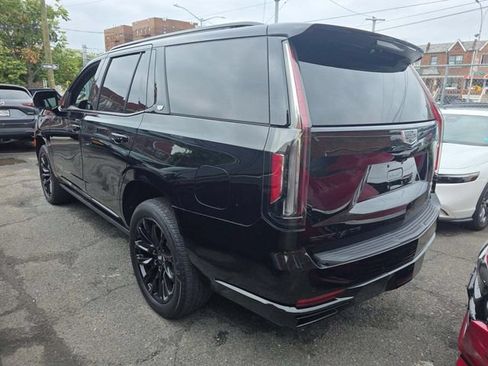 Used 2022 Cadillac Escalade Sport w/ Touring Package AWD/4WD image 3