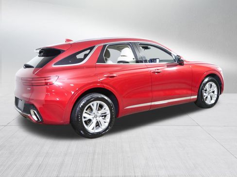 Used 2022 Genesis GV70 2.5T image 7