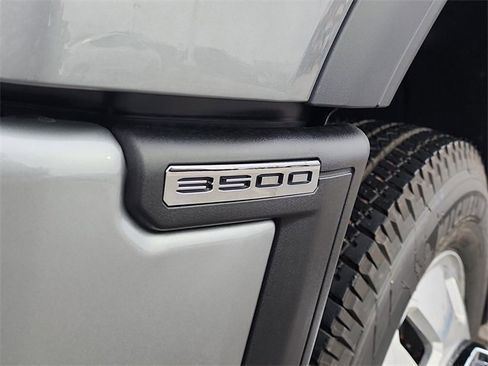 New 2026 GMC Sierra 3500 Denali w/ Denali Reserve Package image 12